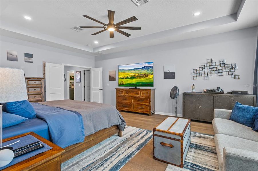 Furnished interior view inside a new home in , Sanford (Image 17).