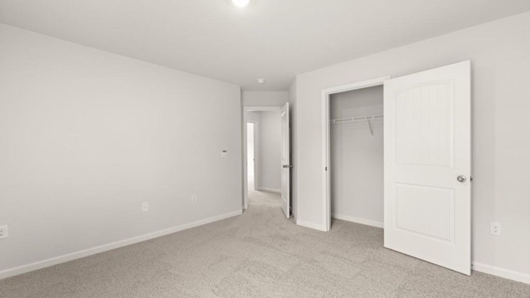 Spacious, unfurnished interior of a new home in Haven Abbey, Cumming (Image 22).