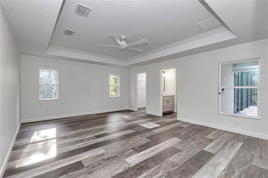 Spacious, unfurnished interior of a new home in , Dunnellon (Image 53).