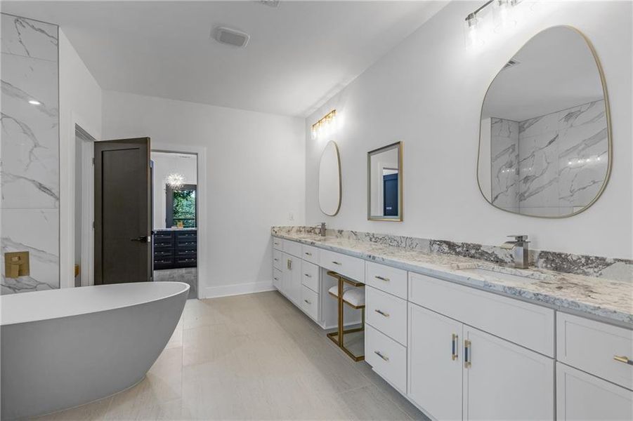 Furnished interior view inside a new home in , Atlanta (Image 46).