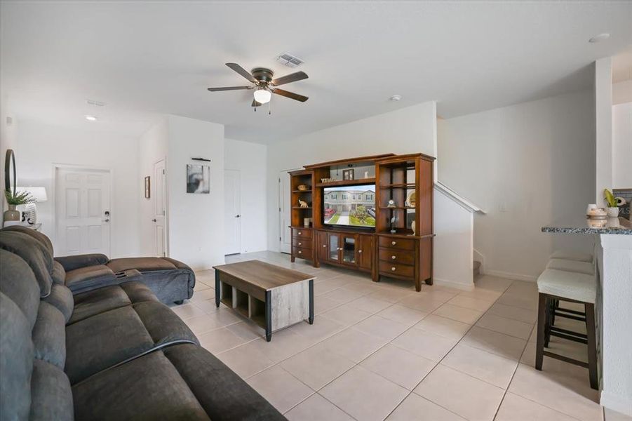 Furnished interior view inside a new home in , Palmetto (Image 33).