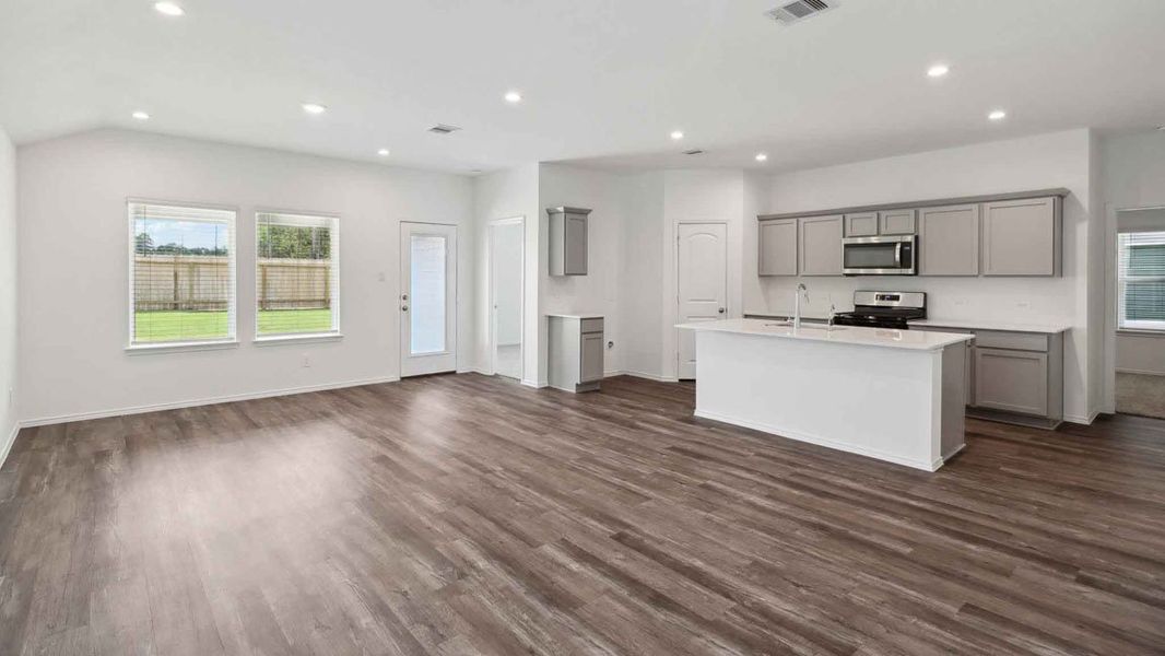 Spacious, unfurnished interior of a new home in Mill Creek, Magnolia (Image 11). Spacious, unfurnished interior of a new home in Mill Creek, Magnolia (Image 11).