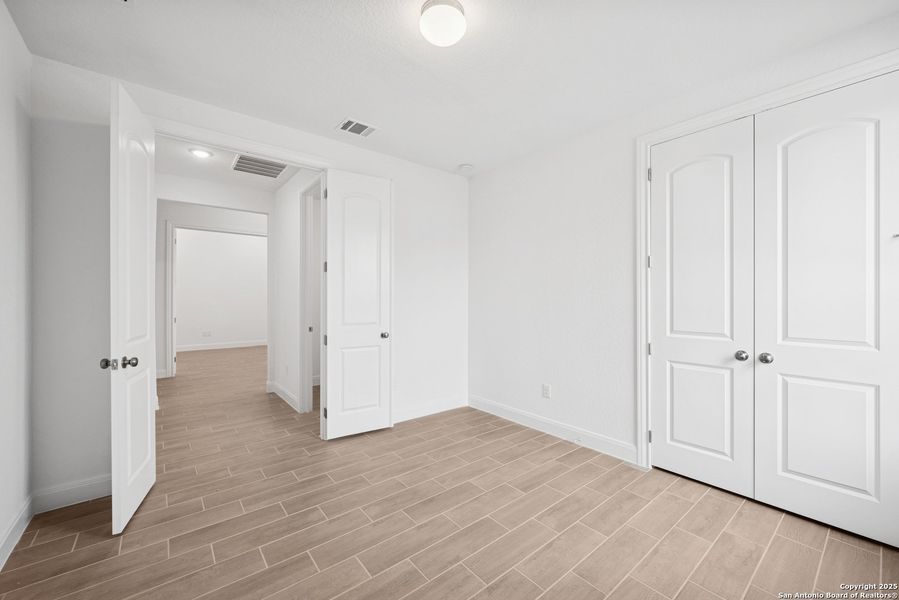 Spacious, unfurnished interior of a new home in Everly Estates, San Antonio (Image 39).