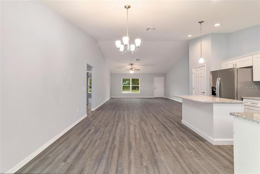 Spacious, unfurnished interior of a new home in , Dunnellon (Image 18).
