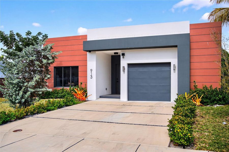 Front exterior of a new home in , Fort Lauderdale, FL, highlighting curb appeal (Image 26). Front exterior of a new home in , Fort Lauderdale, FL, highlighting curb appeal (Image 26).