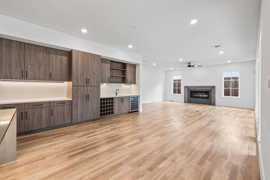 Spacious, unfurnished interior of a new home in , Dallas (Image 28).