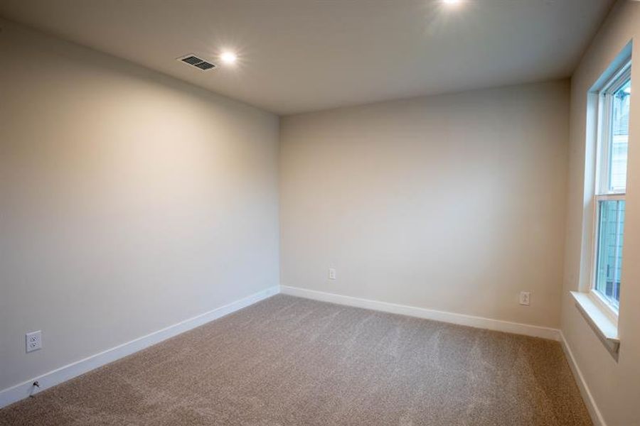 Spacious, unfurnished interior of a new home in Spring Branch Townhomes, Smyrna (Image 9).