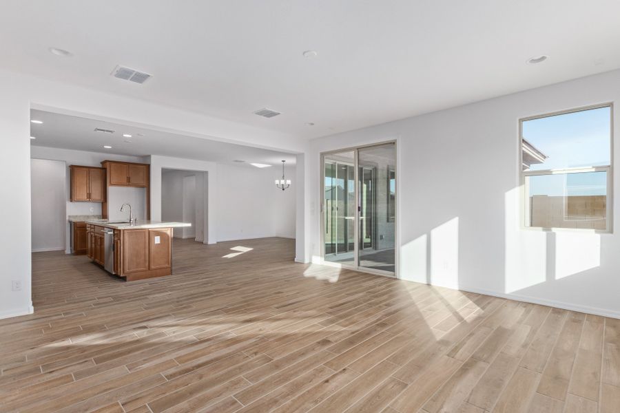 Spacious, unfurnished interior of a new home in Stonehaven, Glendale (Image 16). Spacious, unfurnished interior of a new home in Stonehaven, Glendale (Image 16).
