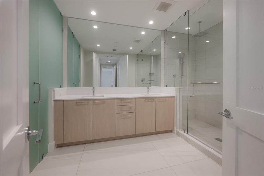 Furnished interior view inside a new home in , St. Petersburg (Image 16).