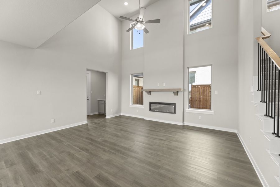 Spacious, unfurnished interior of a new home in Hillside Village 40s, Celina (Image 14).