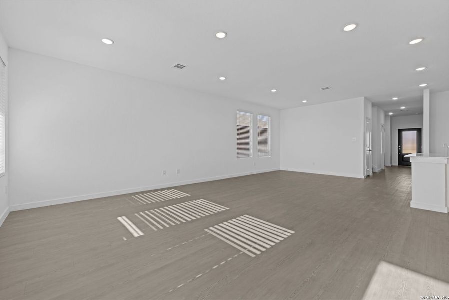 Spacious, unfurnished interior of a new home in , New Braunfels (Image 19).