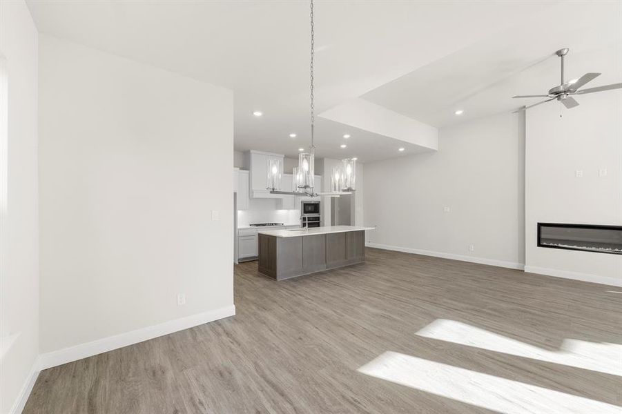 11_12. 1201 Century Tree - Dining (2)