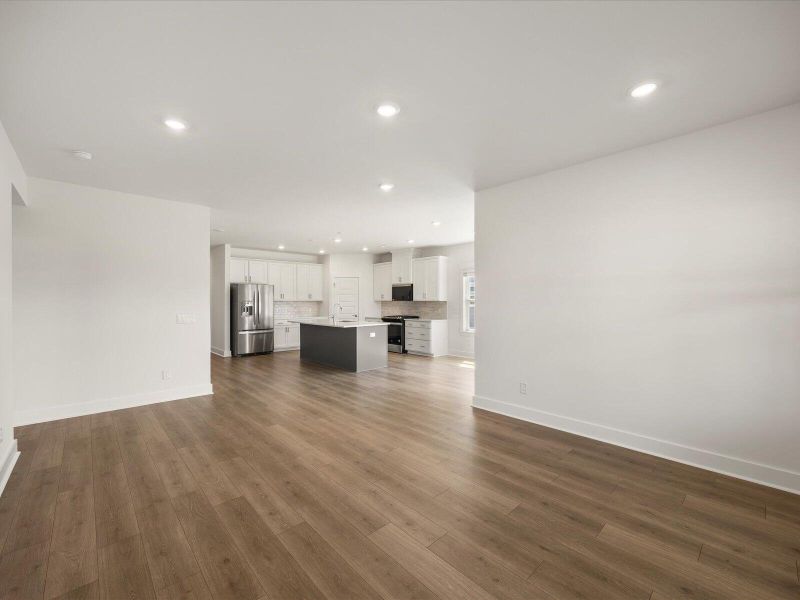 Spacious, unfurnished interior of a new home in The Coves at Lakes of Cane Bay, Summerville (Image 33). Spacious, unfurnished interior of a new home in The Coves at Lakes of Cane Bay, Summerville (Image 33).