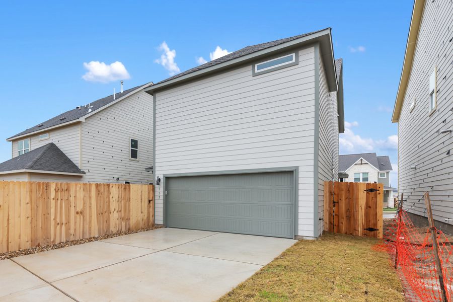 Representative exterior details of a home built from the Robin by Ashton Woods in The Cottages at Lariat, Liberty Hill (Image 32). Representative exterior details of a home built from the Robin by Ashton Woods in The Cottages at Lariat, Liberty Hill (Image 32).