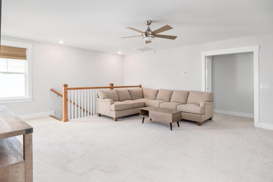 Furnished interior view inside a new home in , Wando (Image 29).