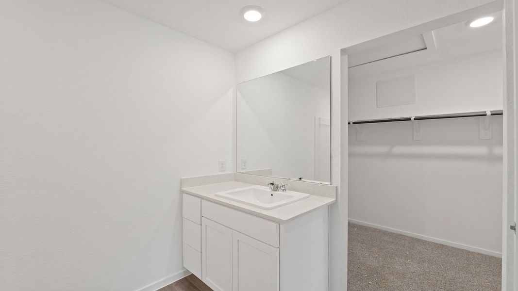 Representative furnished interior of a home built from the Plan by D.R. Horton in Lexington Heights, Willis (Image 12).