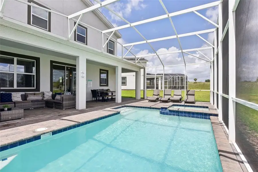Image 71 of a home in .