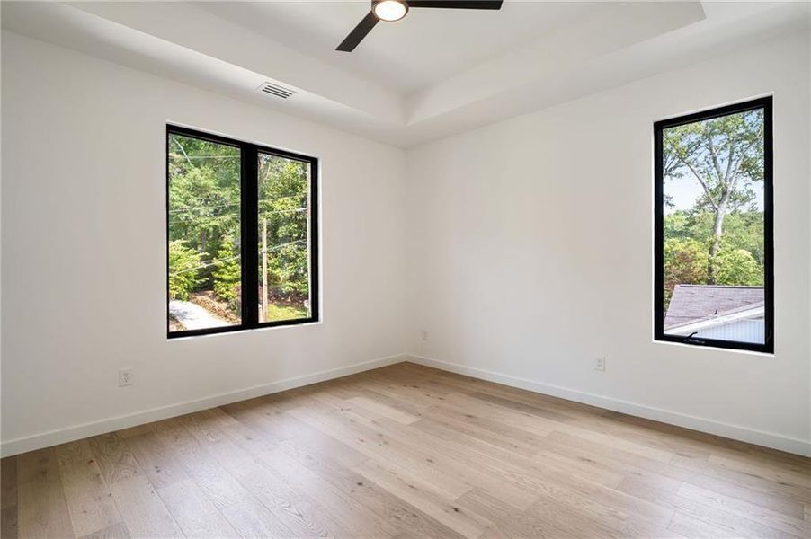 Spacious, unfurnished interior of a new home in , Atlanta (Image 21).