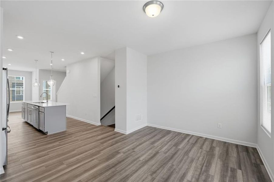Spacious, unfurnished interior of a new home in , Atlanta (Image 23).