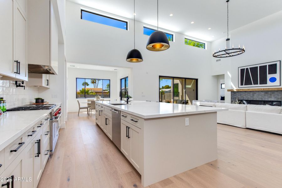 24-Bloomfield 24-Bloomfield