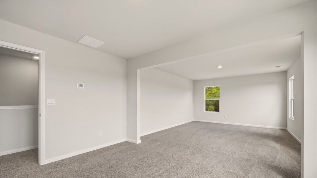 Spacious, unfurnished interior of a new home in Brooks Station, Dacula (Image 32).