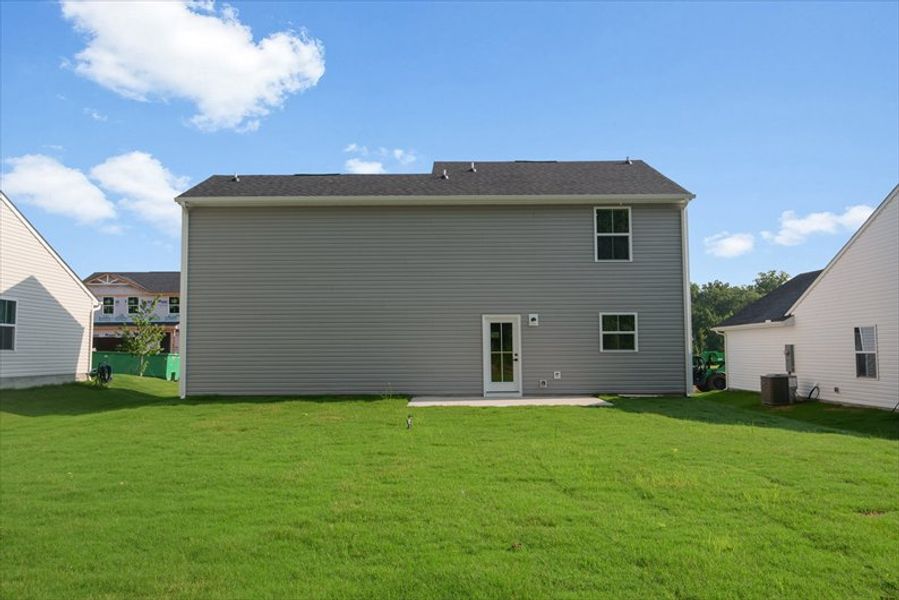 Exterior details and patio area of a home in Ellison, Spartanburg (Image 2).
