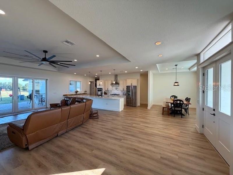 Furnished interior view inside a new home in , Bartow (Image 33).