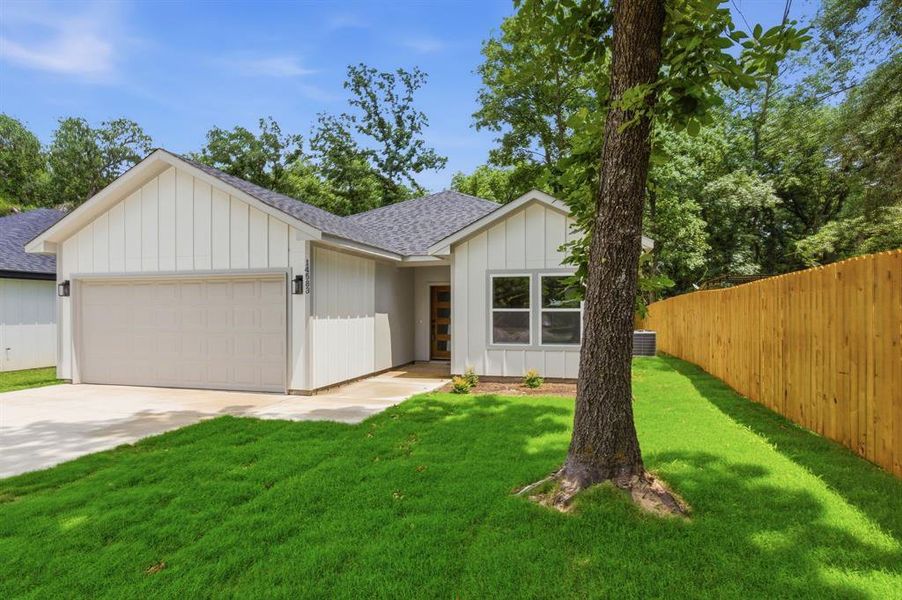 Exterior details and patio area of a home in , Log Cabin (Image 3).