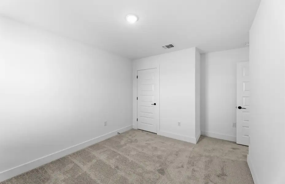 Spacious, unfurnished interior of a new home in Lagos, Manor (Image 17). Spacious, unfurnished interior of a new home in Lagos, Manor (Image 17).