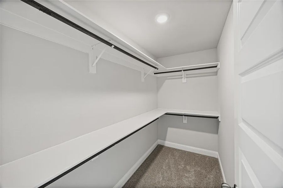 Spacious, unfurnished interior of a new home in Stonebrooke, Conroe (Image 13).