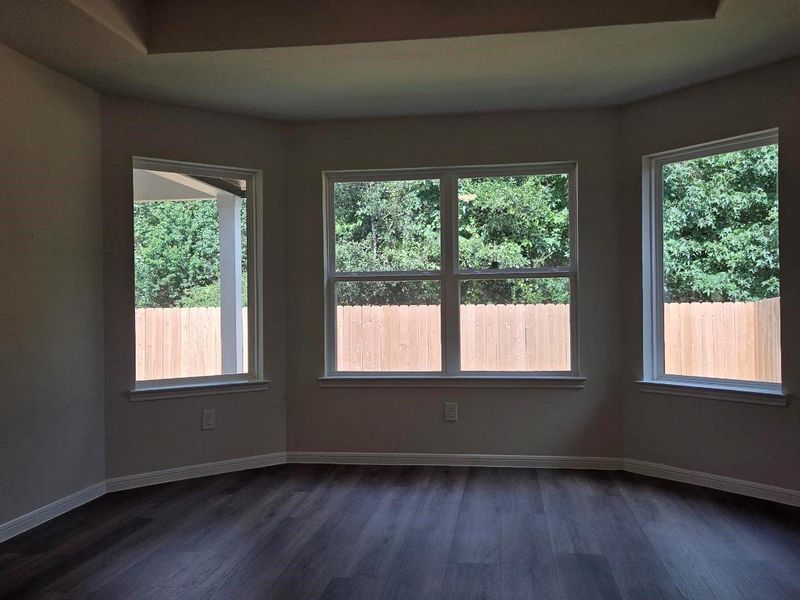 Spacious, unfurnished interior of a new home in River's Edge, Conroe (Image 21).