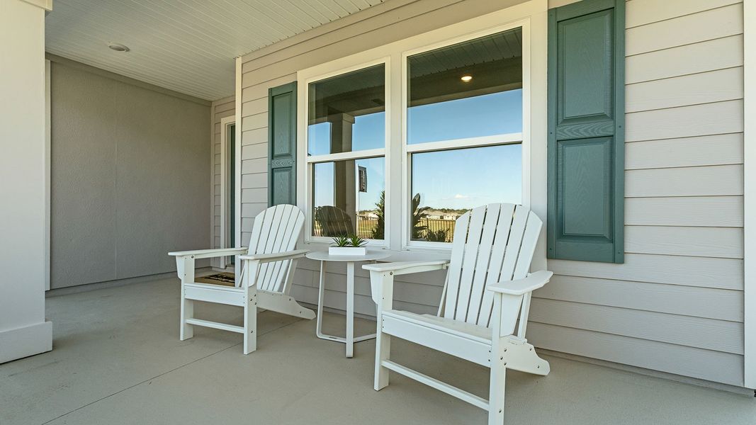 Exterior details and patio area of a home in Copes Landing, Jacksonville (Image 3). Exterior details and patio area of a home in Copes Landing, Jacksonville (Image 3).