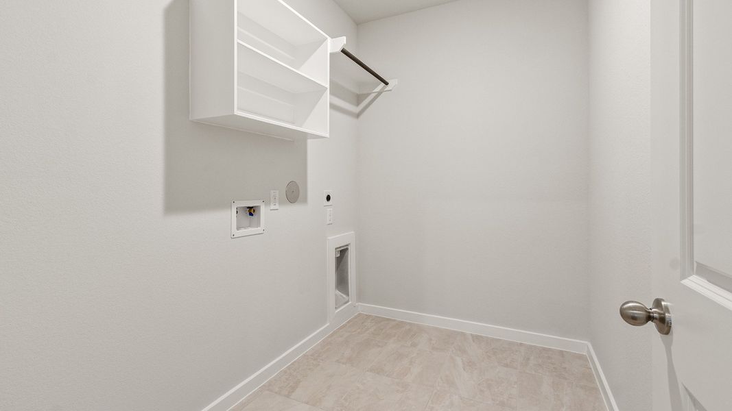 Furnished interior view inside a new home in Cielo, Conroe (Image 16).