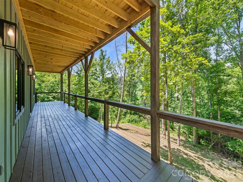 Exterior details and patio area of a home in , Clyde (Image 23).
