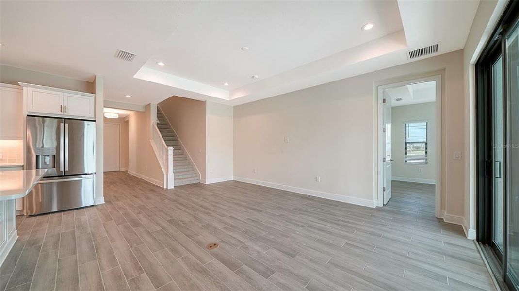 Spacious, unfurnished interior of a new home in Palm Grove, Lakewood Ranch (Image 18).