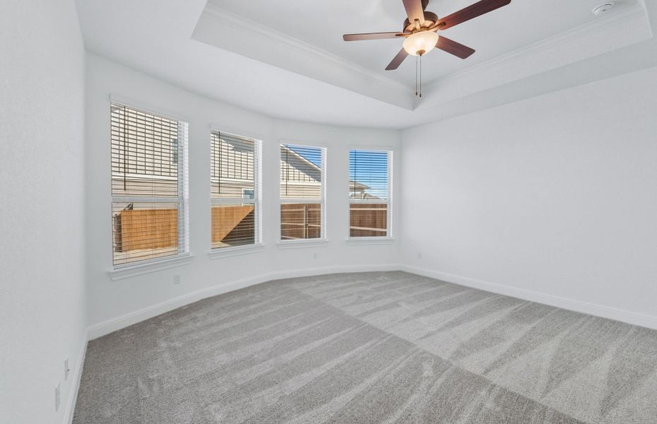 Spacious, unfurnished interior of a new home in Santa Rita Ranch, Liberty Hill (Image 44).