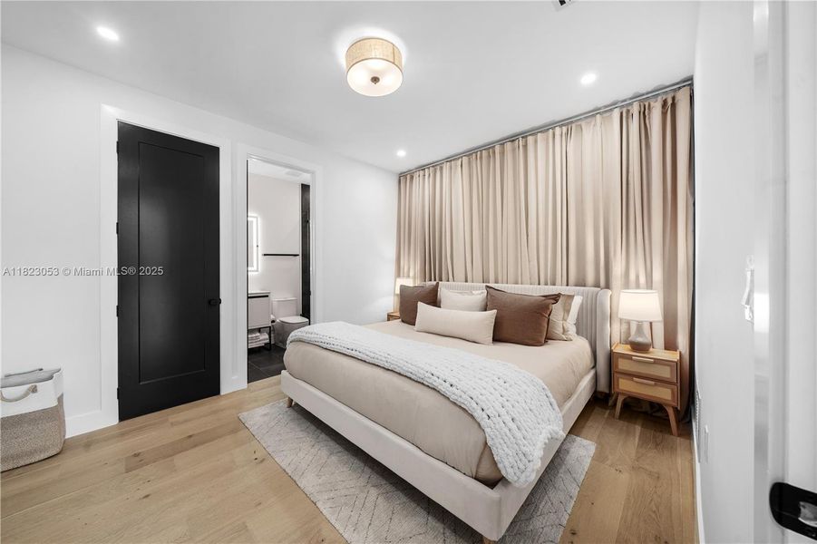 Furnished interior view inside a new home in , Miami (Image 29).