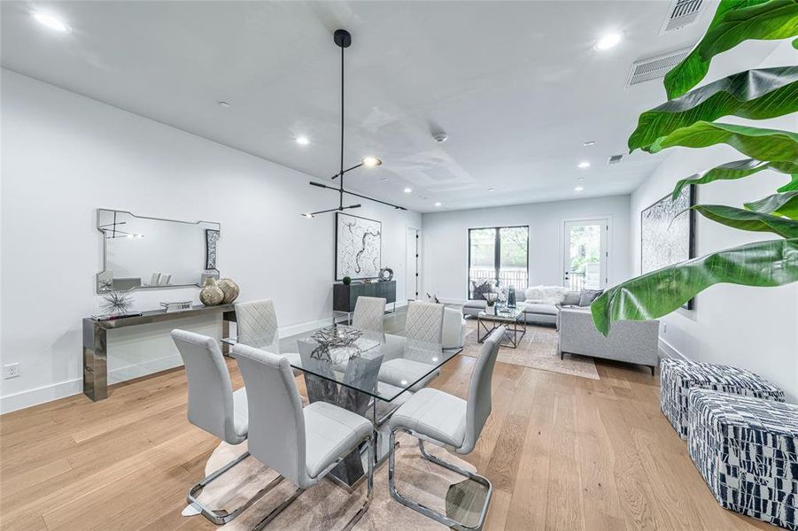 Furnished interior view inside a new home in , Dallas (Image 6). Furnished interior view inside a new home in , Dallas (Image 6).