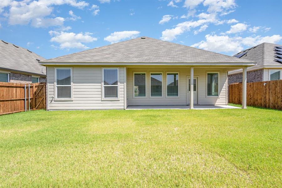 Exterior details and patio area of a home in , Princeton (Image 4).