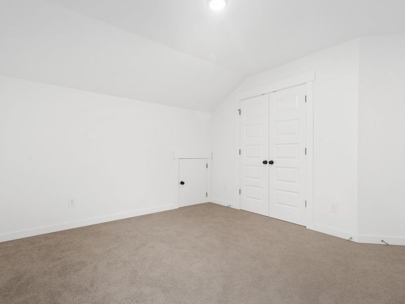 Representative unfurnished interior of a home built from the The Ridgeport by Davidson Homes LLC in Woods Crossing, Gallatin (Image 35). Representative unfurnished interior of a home built from the The Ridgeport by Davidson Homes LLC in Woods Crossing, Gallatin (Image 35).