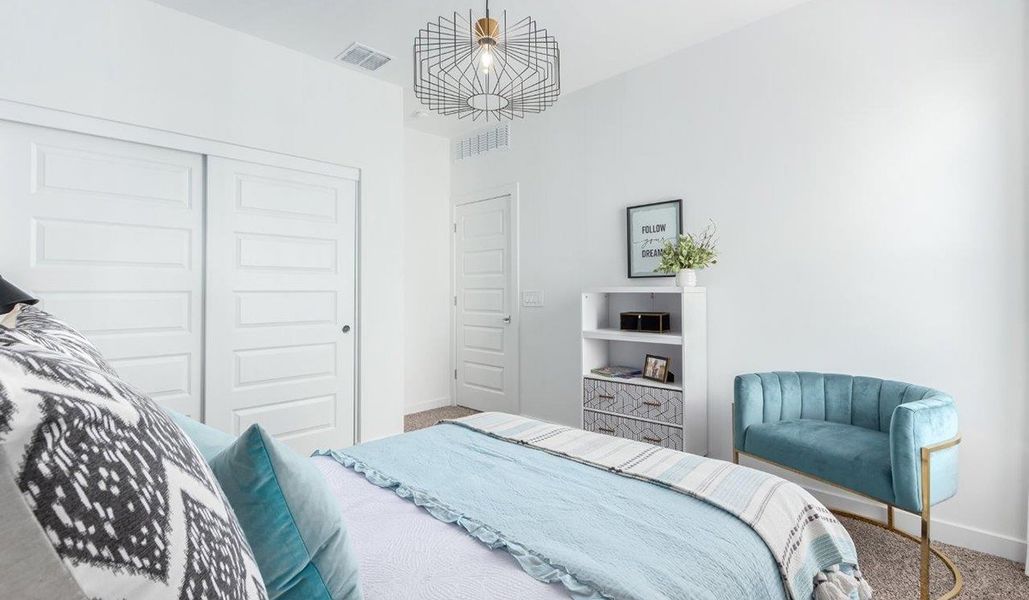 Furnished interior view inside a new home in Hanson Ridge, Vail (Image 28).