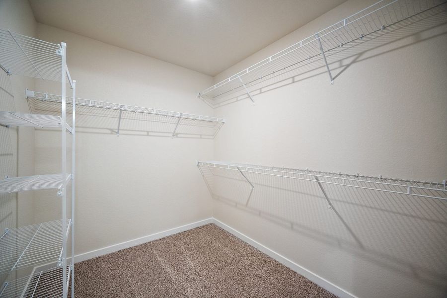 Spacious, unfurnished interior of a new home in Aspen Ranch, Fountain (Image 33). Spacious, unfurnished interior of a new home in Aspen Ranch, Fountain (Image 33).