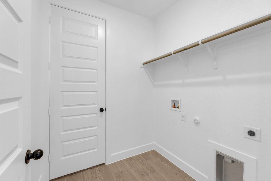 Spacious, unfurnished interior of a new home in Santa Rita Ranch, Liberty Hill (Image 45). Spacious, unfurnished interior of a new home in Santa Rita Ranch, Liberty Hill (Image 45).