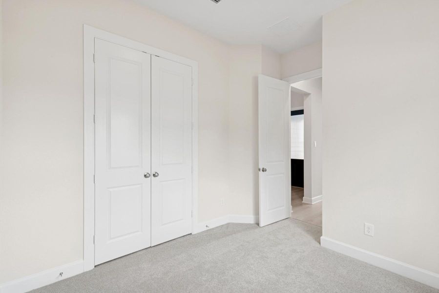 Spacious, unfurnished interior of a new home in ARTAVIA 45' Homesites, Conroe (Image 29).