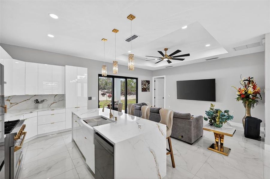 Furnished interior view inside a new home in , Lake Placid (Image 15).
