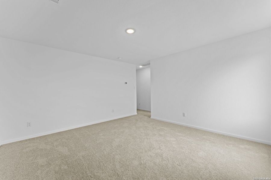 Spacious, unfurnished interior of a new home in Waterwheel, San Antonio (Image 22).