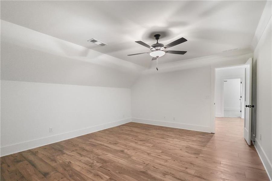 Spacious, unfurnished interior of a new home in Stonegate, Monroe (Image 37).
