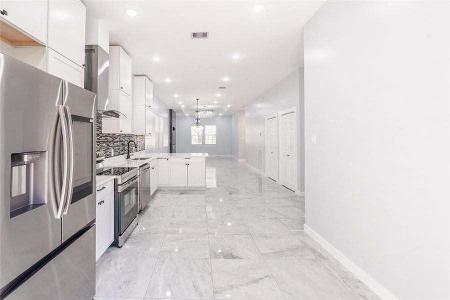 Another inviting angle from the breakfast area.