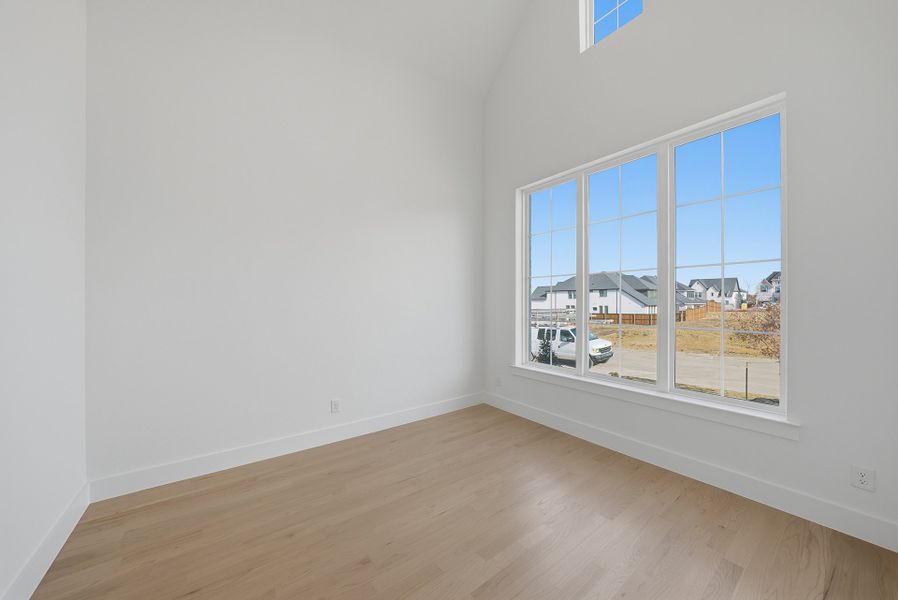 Spacious, unfurnished interior of a new home in Estates at Rockhill, Frisco (Image 20). Spacious, unfurnished interior of a new home in Estates at Rockhill, Frisco (Image 20).