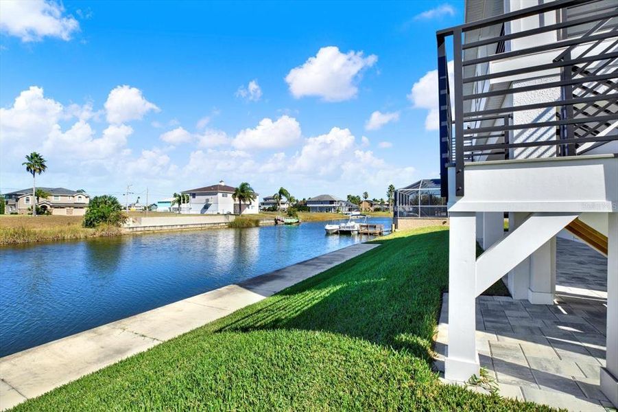 Exterior details and patio area of a home in , Hernando Beach (Image 4).